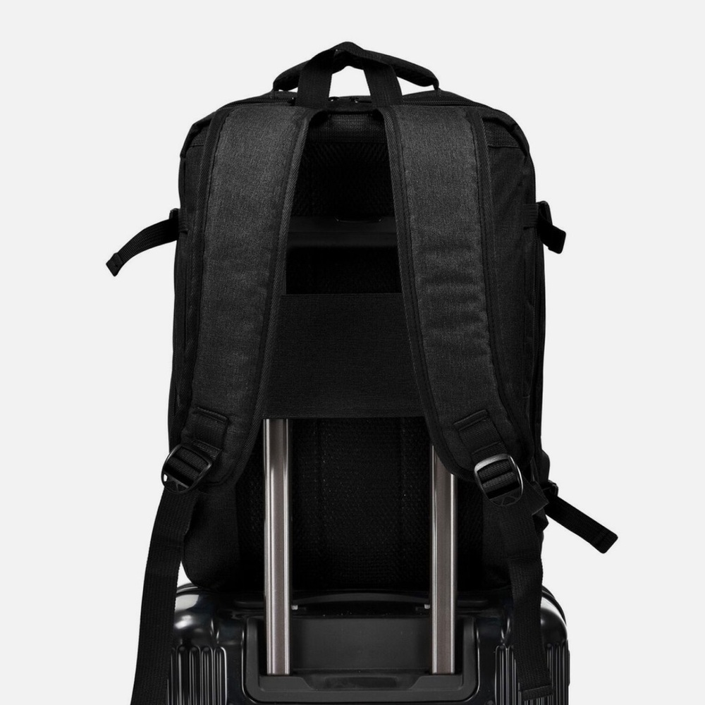 Travelers Choice Backpack - NWT - Picture 6 of 9